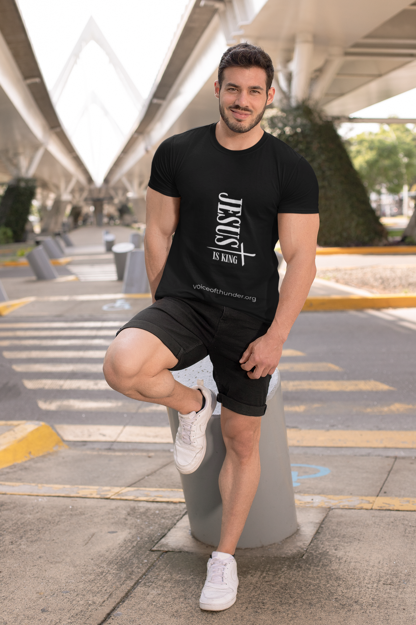 Jesus is King Christian t-shirt with bold front-print design
